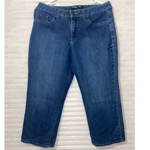 Riders by Lee Womens Mid Rise Capri Denim Blue Jeans Size 6M NICE!